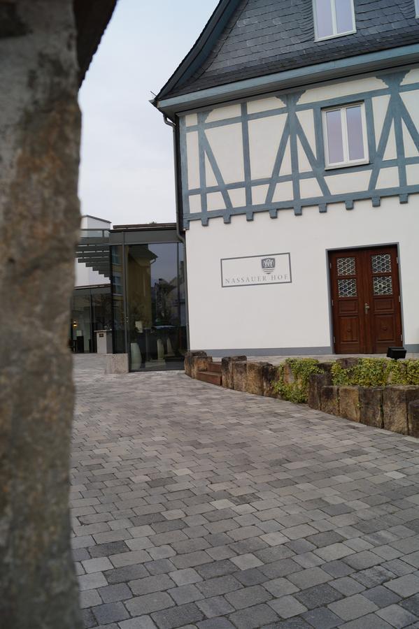 Готель Nassauer Hof Kiedrich Im Rheingau Екстер'єр фото
